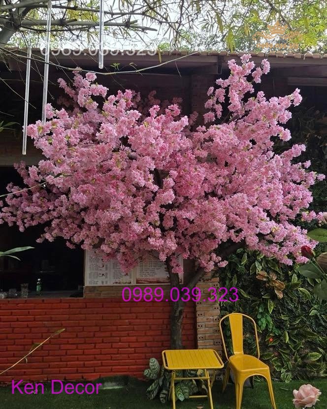 Cây Hoa Anh Đào Giả Trang Trí Quầy Bar